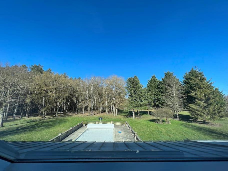 Le Cabaret Paisible Avec Piscine Villa Montierchaume Dış mekan fotoğraf